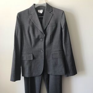 Ann Taylor Loft Size 2 suit